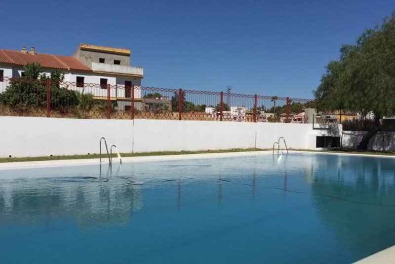 La piscina municipal de Santiponce.