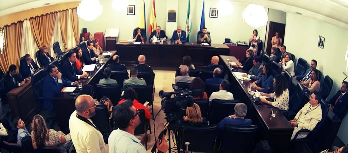 Salón de plenos en San Juan de Aznalfarache