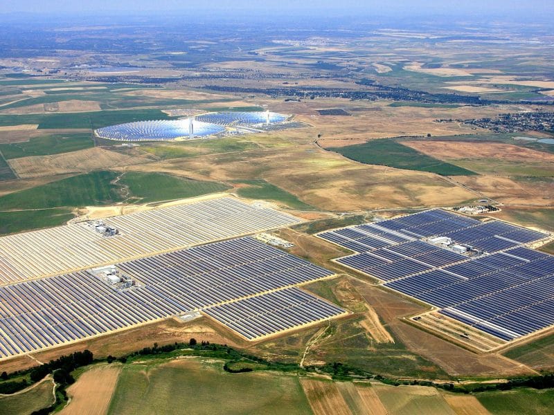 Imagen aérea del actual Solnova Solar Power Station de Sanlúcar. Foto de Abengoa Solar