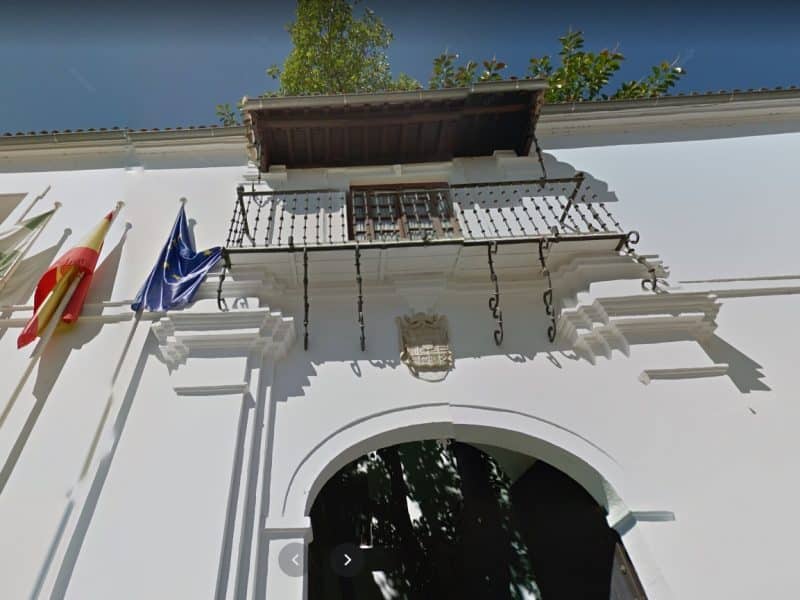 Ayuntamiento de Tomares.