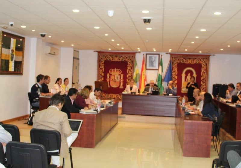 Pleno municipal de Bormujos antes del confinamiento. Foto del Ayuntamiento.