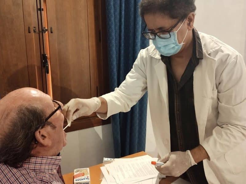 El equipo investigador realiza pruebas de ADN al nieto de José Ortiz Garrido.