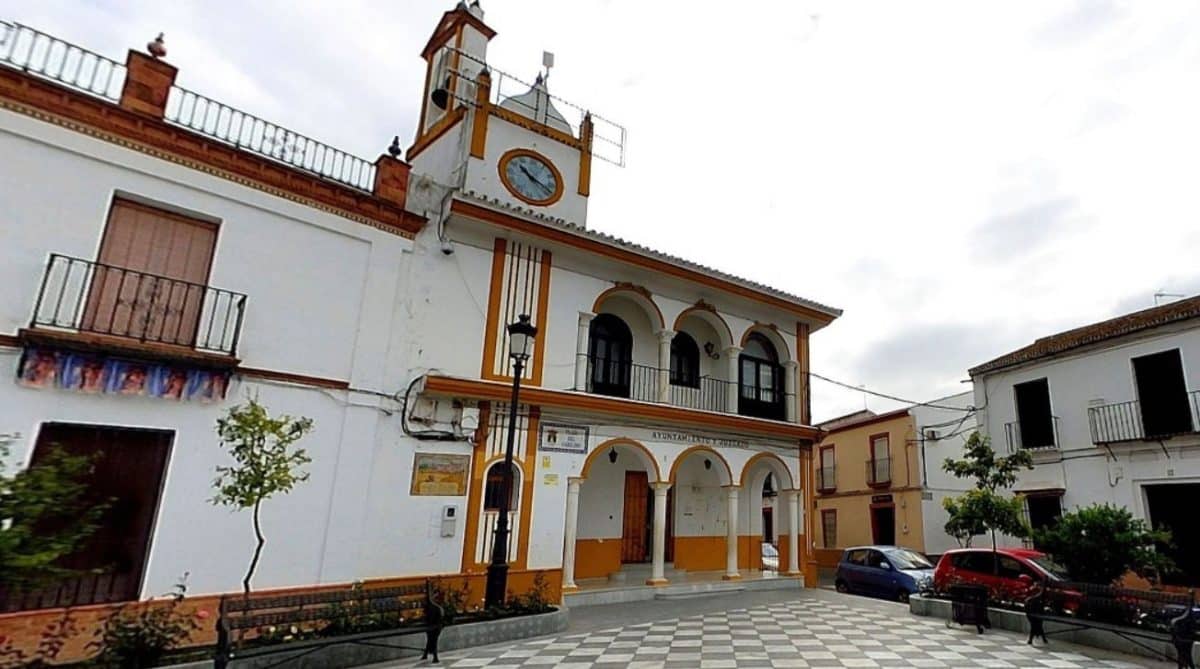 Plaza del Cabildo de Aznalcázar.