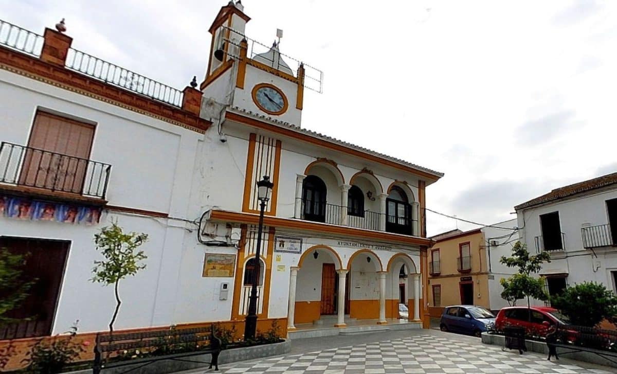 Plaza del Cabildo de Aznalcázar.