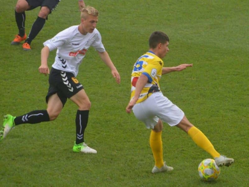 Joselito en su partido de debut con el primer equipo del Coria. Foto del Coria CF.