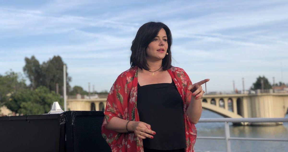 Virginia Pérez es la presidenta del Partido Popular en Sevilla.