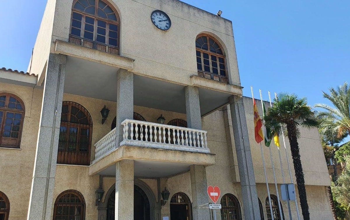 Ayuntamiento de San Juan de Aznalfarache. Foto de Aljarafe Digital.