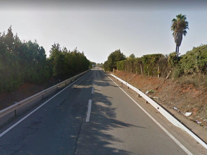 Estado actual de la carretera que une a Espartinas con Villanueva del Ariscal.