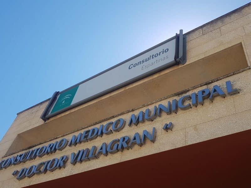 El onsultorio Médico Doctor José María Villagrán de Espartinas.