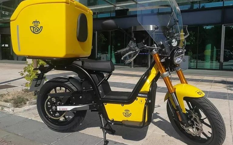 El modelo Rieju Nuuk Cargo son las motos que ya puedes ver recorrer las calles del Aljarafe.