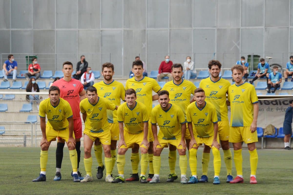 Alineación del U.D Tomares