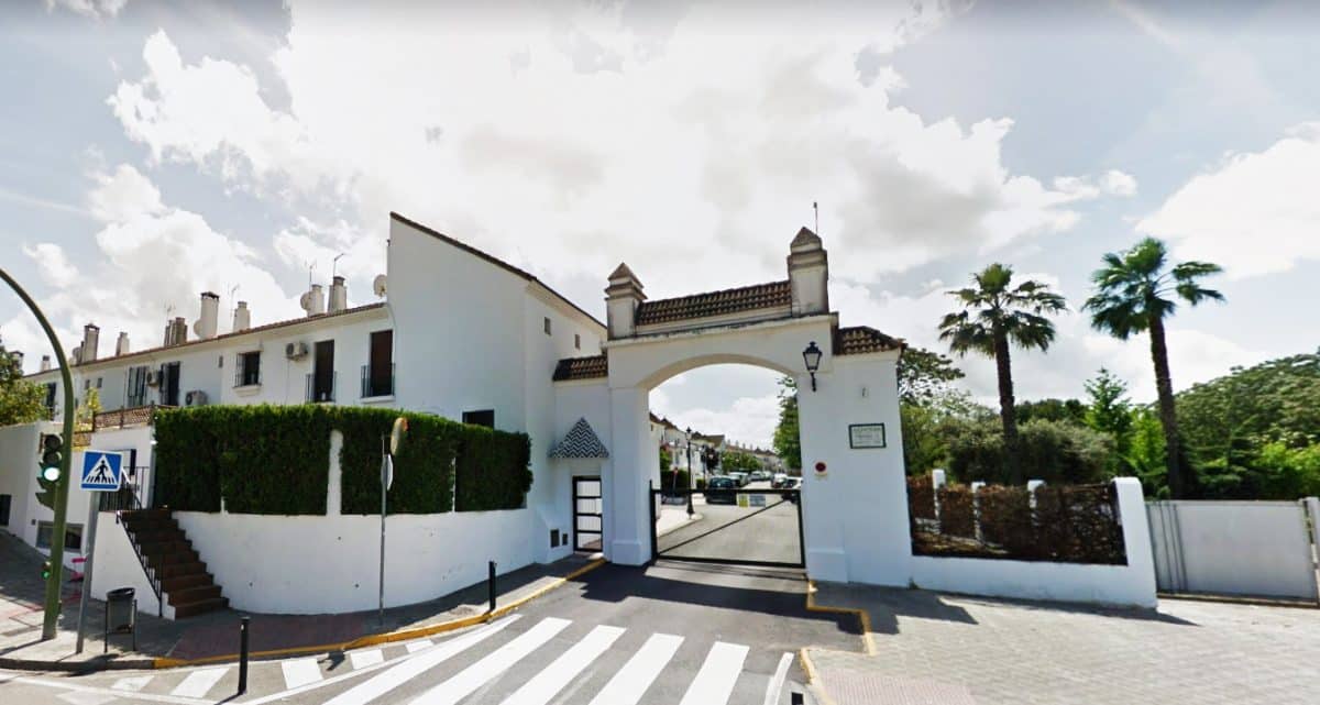 Una de las urbanizaciones de Tomares, el municipio con mayor renta de Andalucía.