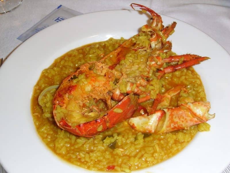 Receta casera de arroz caldoso con bogavante.