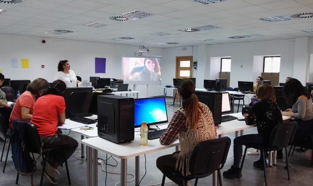 Evento de formación celebrados en 2019 en el antiguo cine Loreto