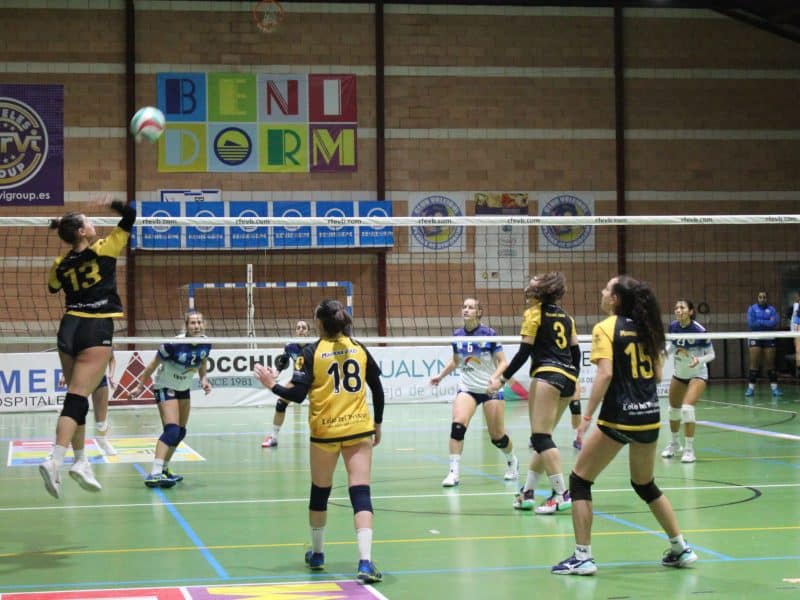 El Mairena Voley azules se impusieron por 1 a 3 al OPDEnergy Benidorm en tierras alicantinas.