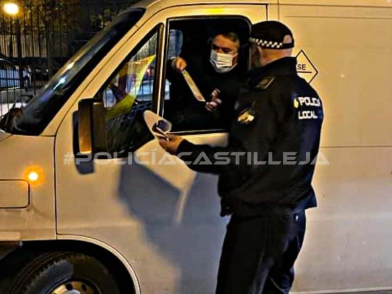 Agentes de la Policía Local. Foto: Policía Local de Castilleja de la Cuesta.