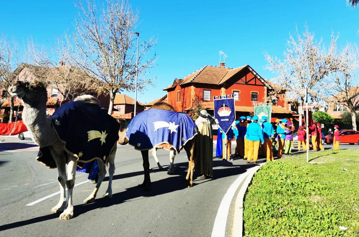 Los Reyes Magos llegan a la acampada de Bormujos donde permanecerán hasta el 5 de enero. Foto: Ayto. Bormujos.
