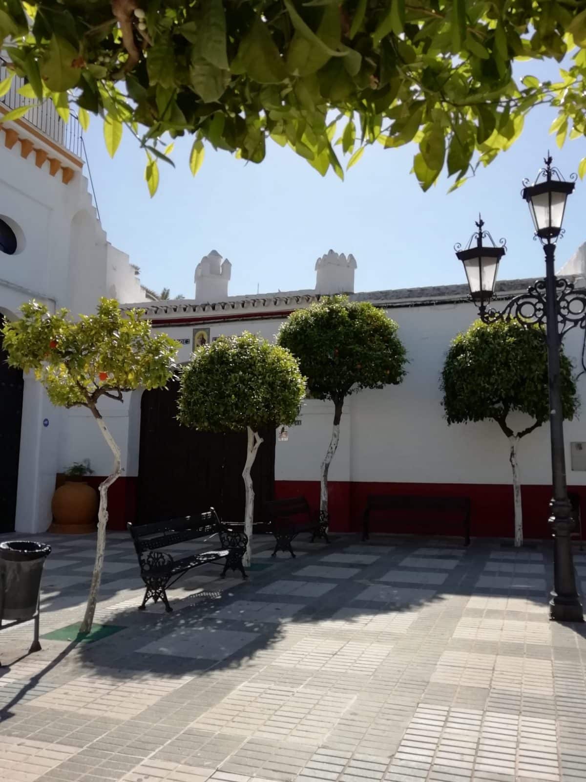Almensilla.