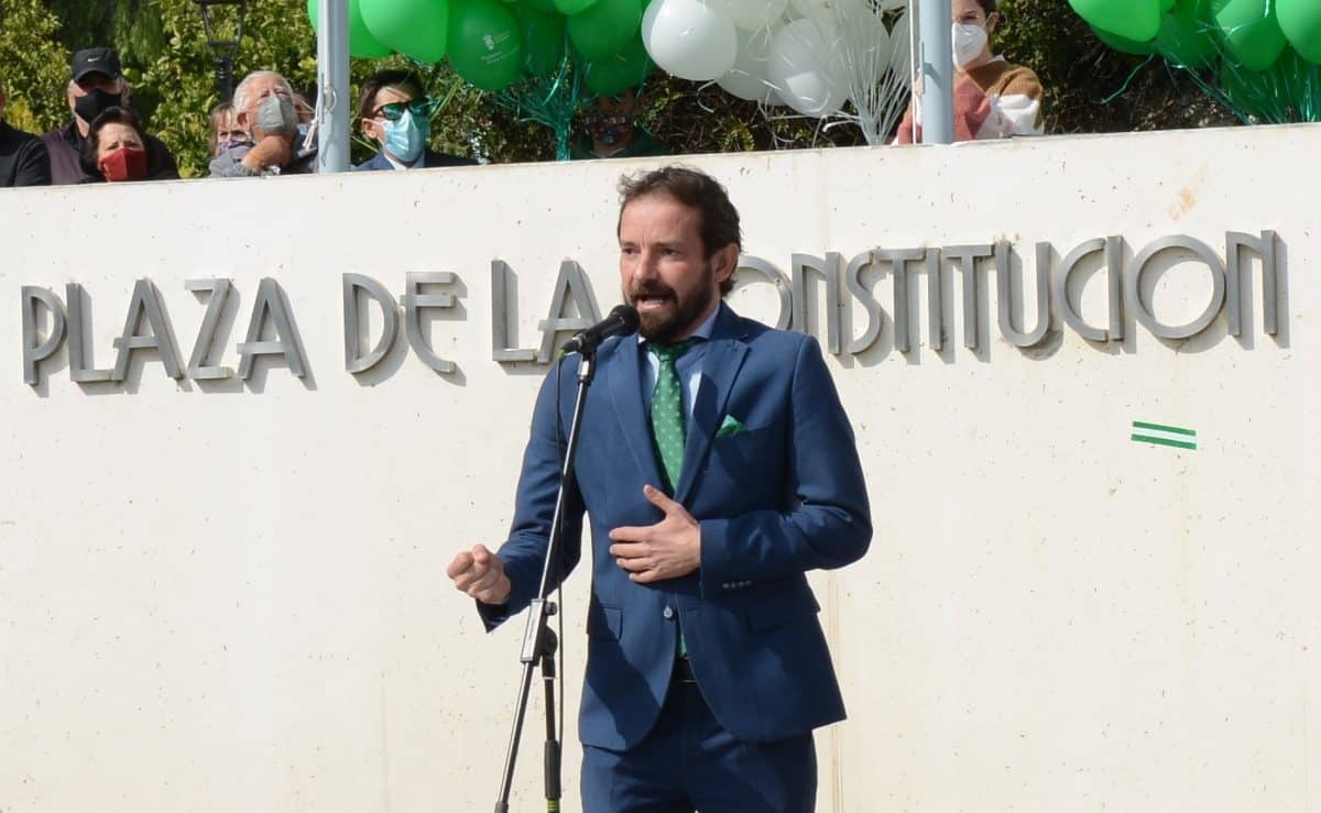 Álex Ortiz durante el Día de Andalucía en Tomares. Ayto. de Tomares.