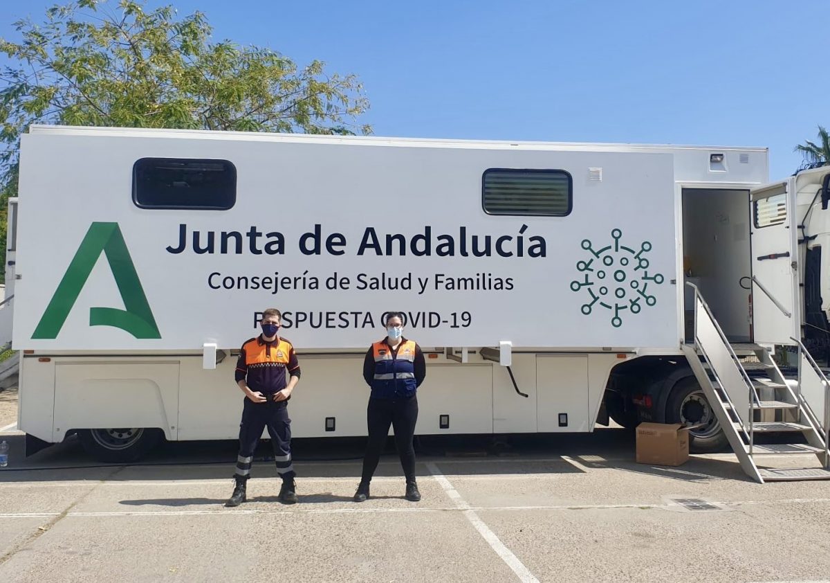 Protección Civil de San Juan colabora en la organización del cribado masivo. Foto de Protección Civil.