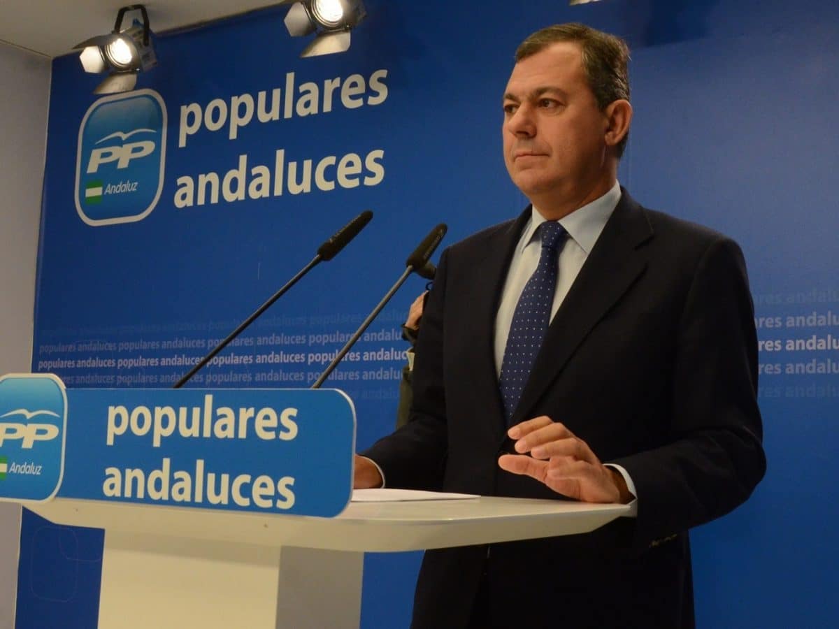 El alcalde de Tomares, José Luis Sanz, en la sede de los populares andaluces. Europa Press.