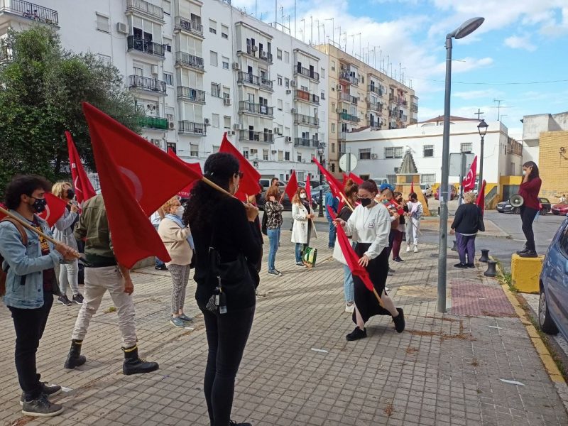 Imagen de la concentración frente a la Biblioteca Pública de San Juan.