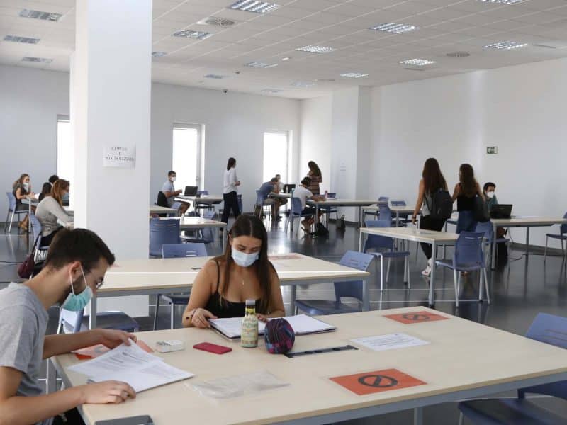 Biblioteca de Mairena del Aljarafe.