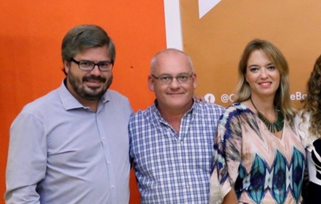 Manuel Bejarano (en medio) junto a Fran Hervías.