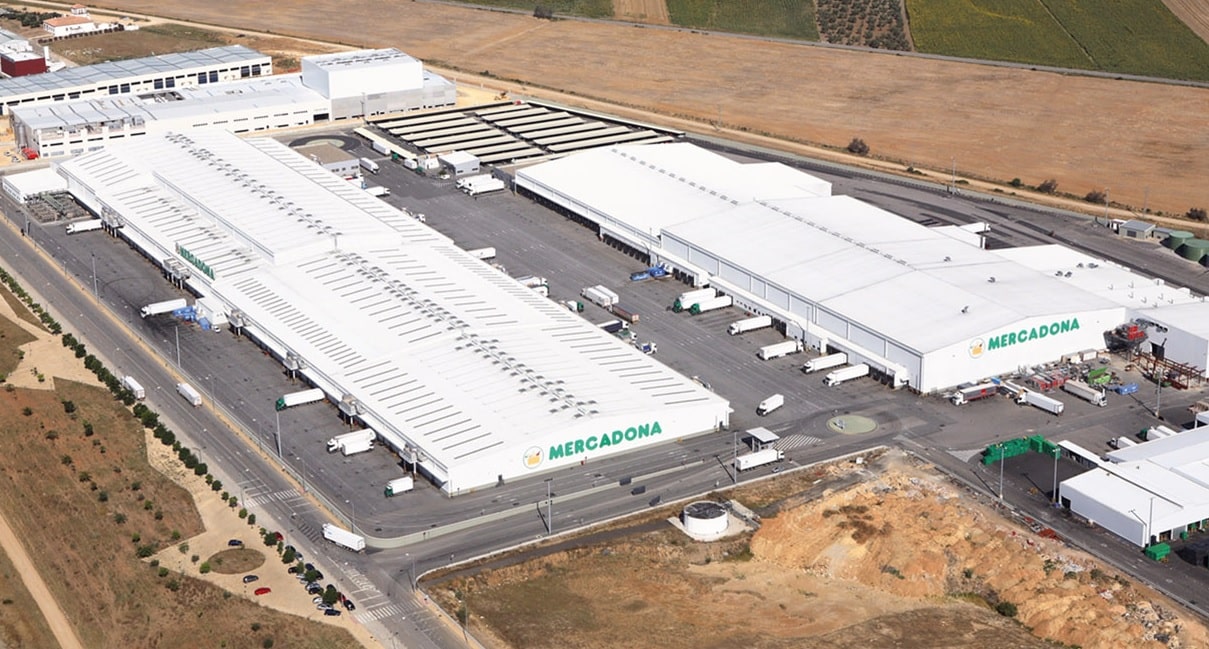 Complejo de Mercadona en Huévar del Aljarafe