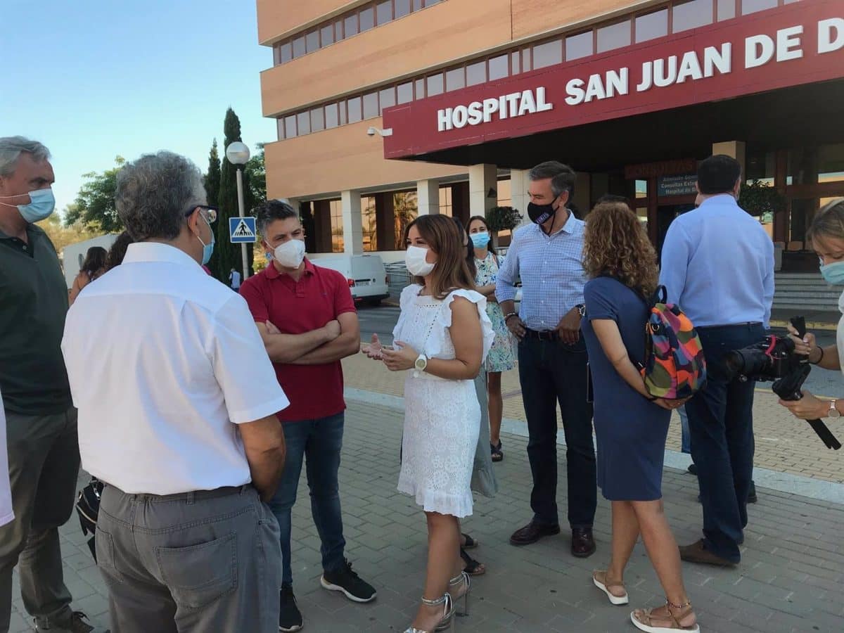 Visita al hospital del Aljarafe de Verónica Pérez (PSOE).