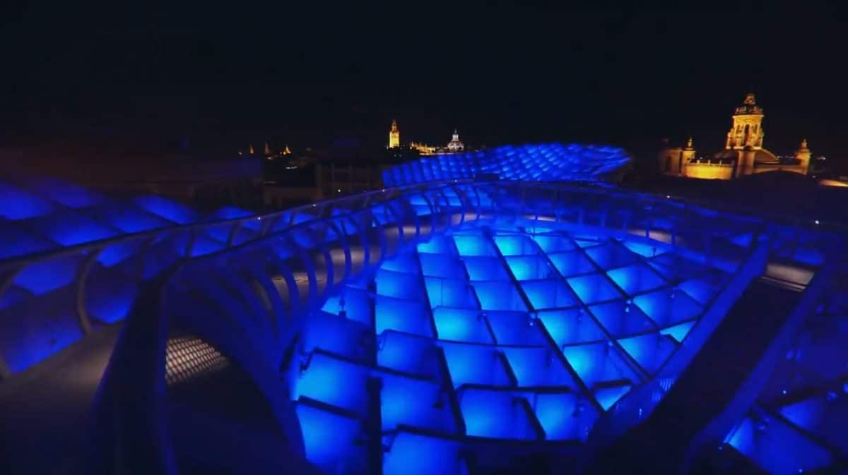 Nueva iluminación en las Setas de la Encarnación.