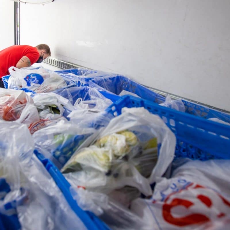 El Ayuntamiento ha garantizado el suministro de alimentos a 370 familias