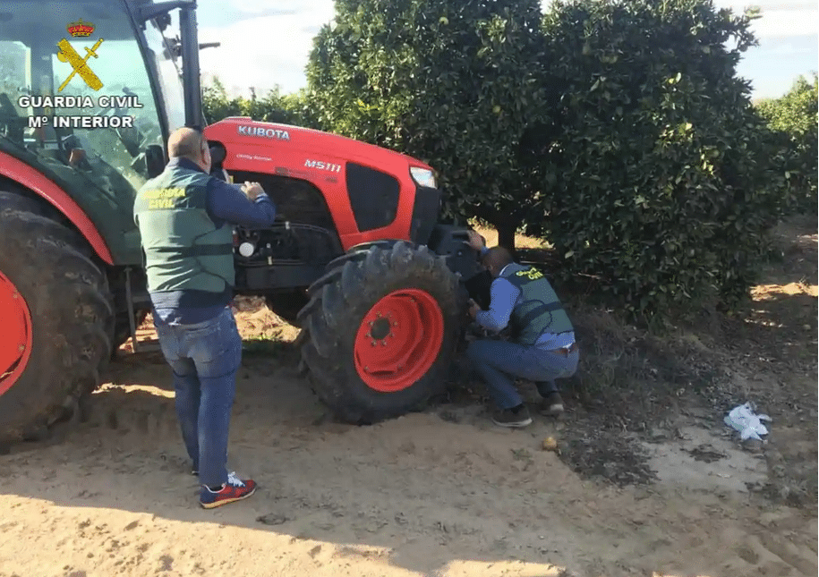Tractor robado / GC