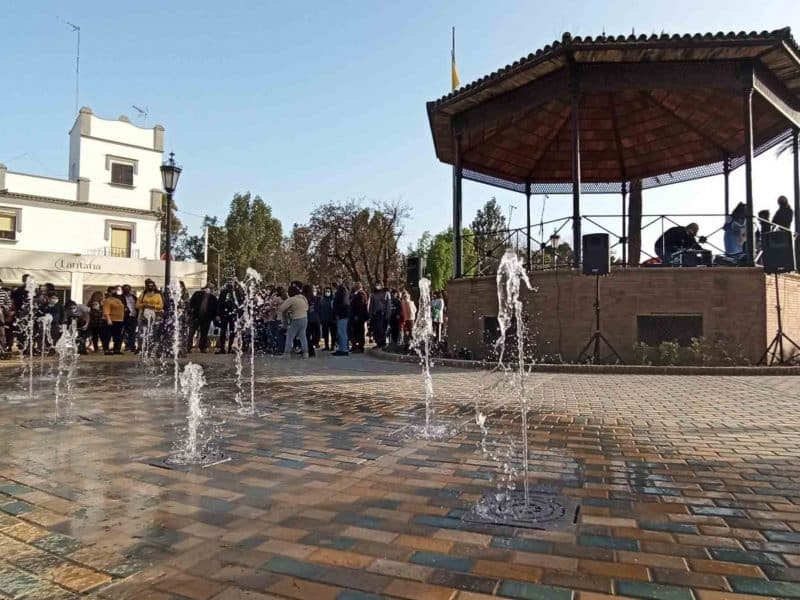Glorieta del Poeta en Coria del Río / Ayuntamiento de Coria del Río