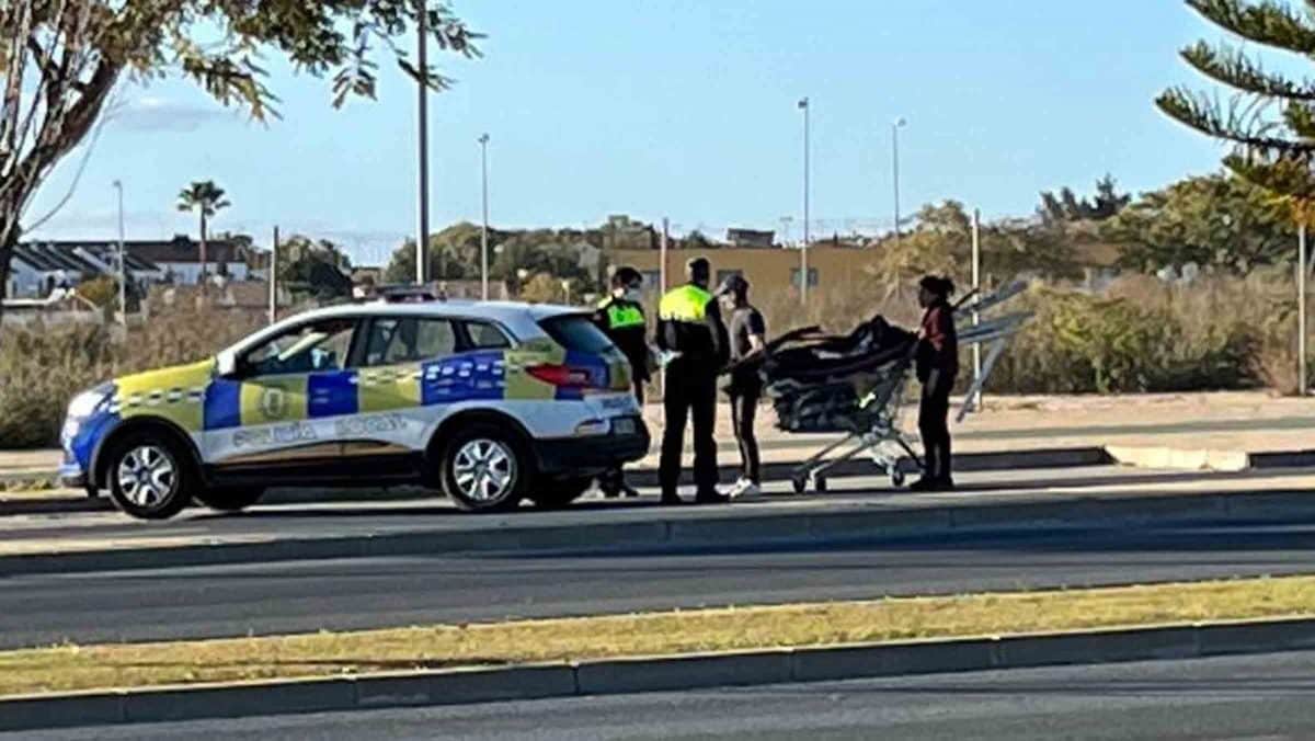 Una pareja intenta robar un edificio en obras en Tomares