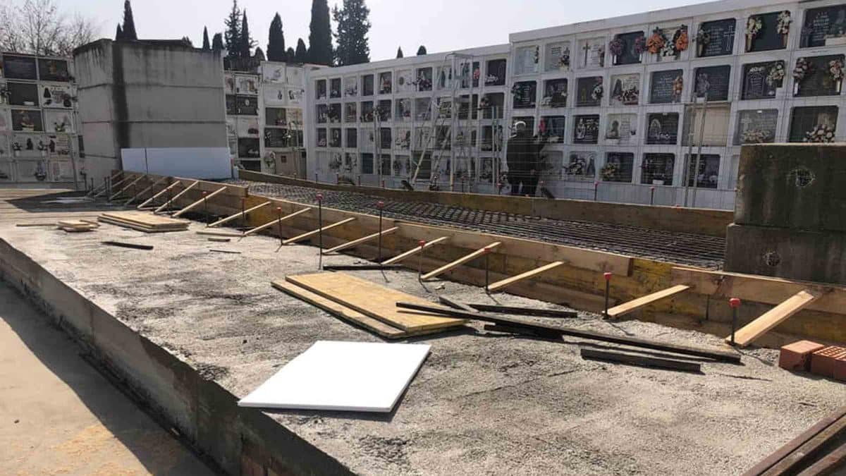 Obras de mejora del cementerio de Camas