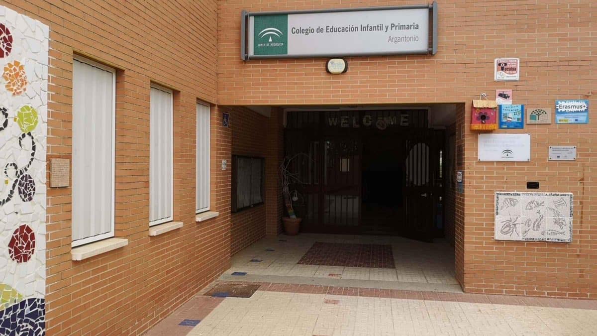 CEIP Argantonio de Castilleja de Guzmán / AD
