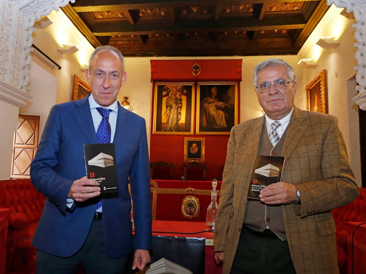 Presentación de la Feria del Libro de Tomares / AD