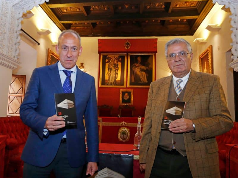 Presentación de la Feria del Libro de Tomares / AD