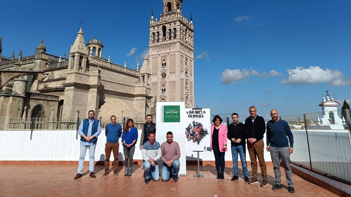 Presentación de la carrera el Muro de Filípides de Huévar / AD