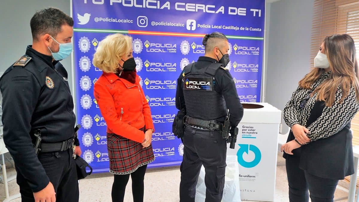 Uniformes sostenibles de la Policía Local de Castilleja / AD