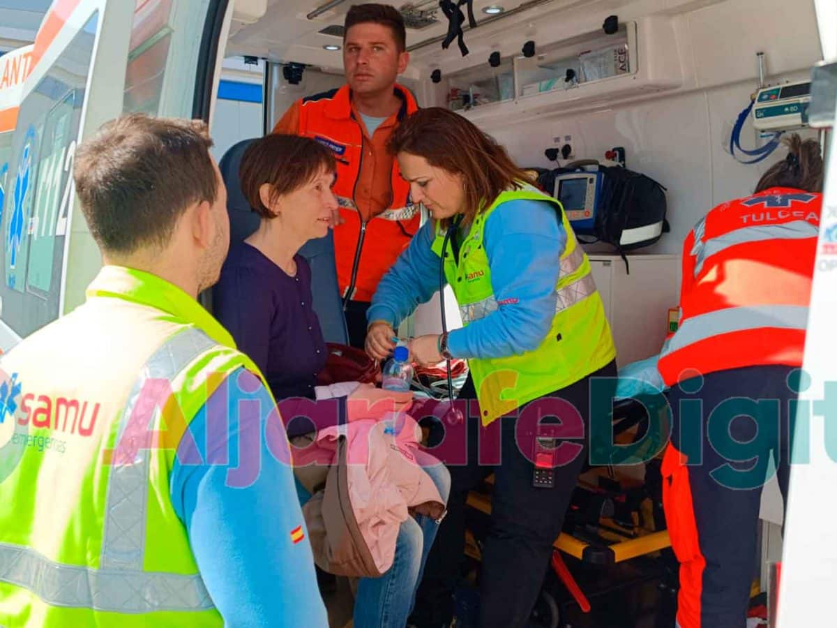 Voluntarios del SAMU de Gelves asisten a refugiados ucranianos en Rumanía, Moldavia y Polonia / AD