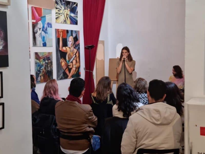 Paco Cotán en la presentación de su libro 'Libre de Poesía'