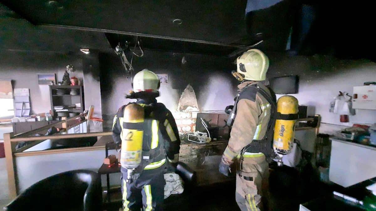 Imagen de un incendio en Mairena del Aljarafe /AD