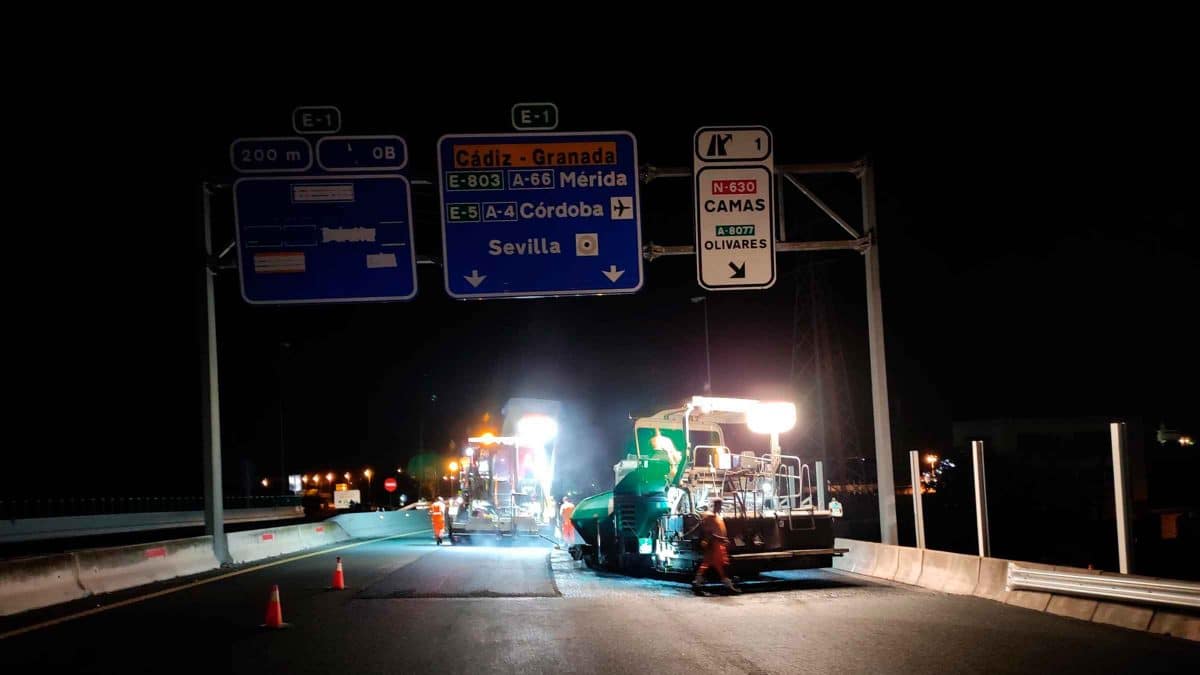 Cortes de tráfico en la A-49 por obras en el enlace con La Pañoleta / AD