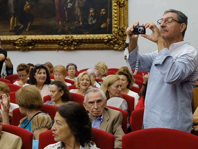 Imagen de alumnos del Aula de la Experiencia de la US / US