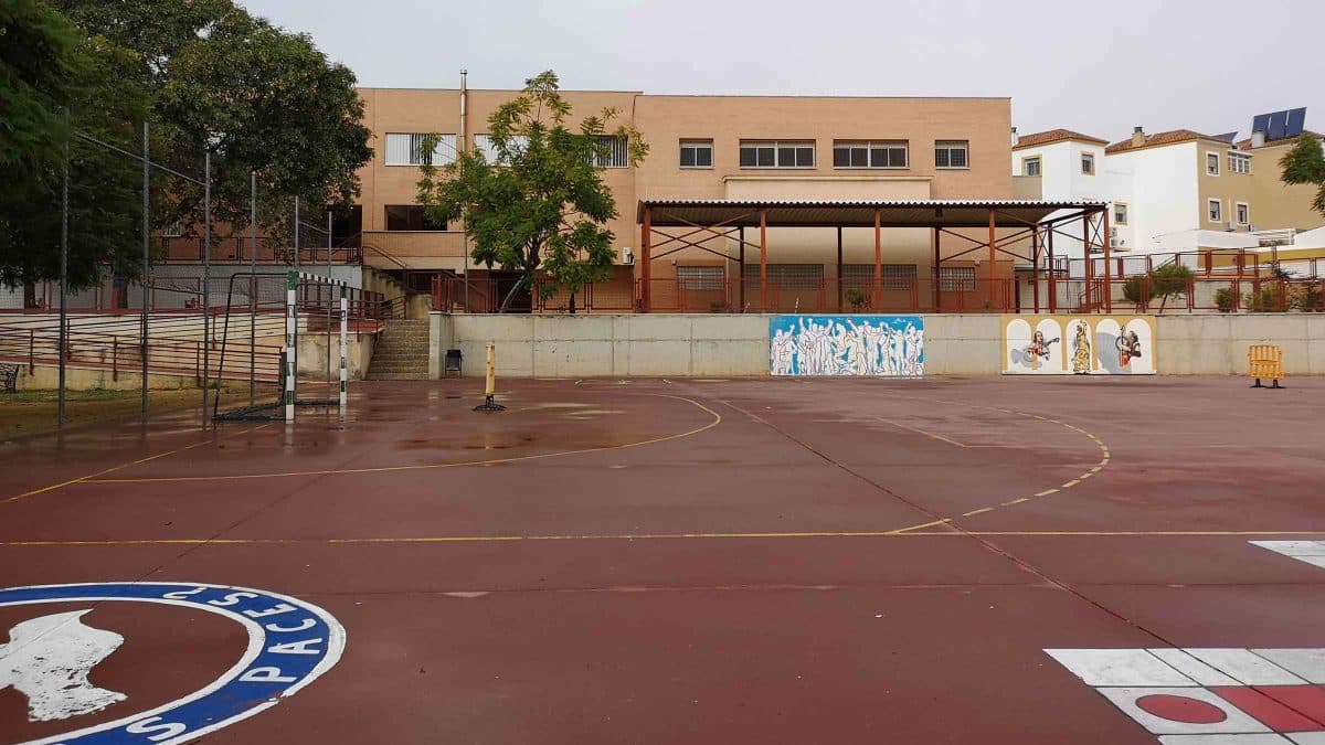 Colegio Argantonio de Castilleja de Guzmán / AD