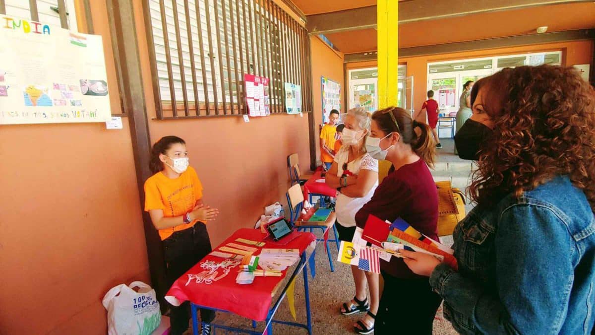 Rehabilitación de colegios de Coria del Río / AD