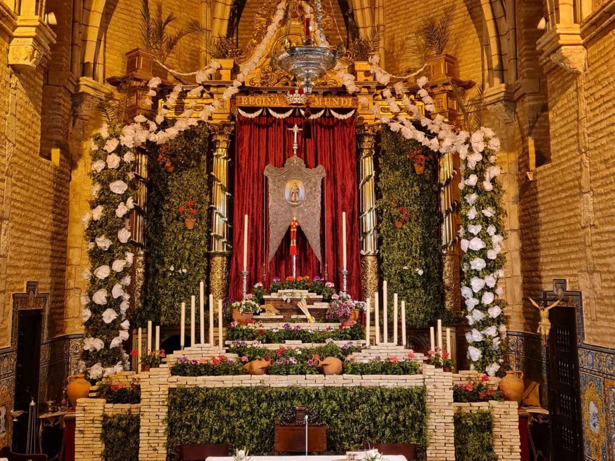 Rocío de Coria del Río / AD