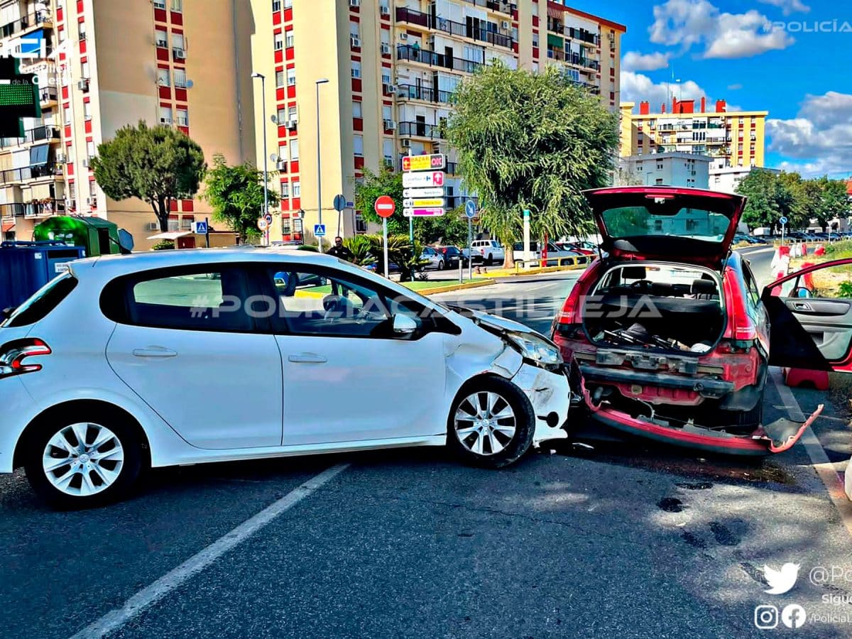 Imagen del accidente en Castilleja de la Cuesta / AD